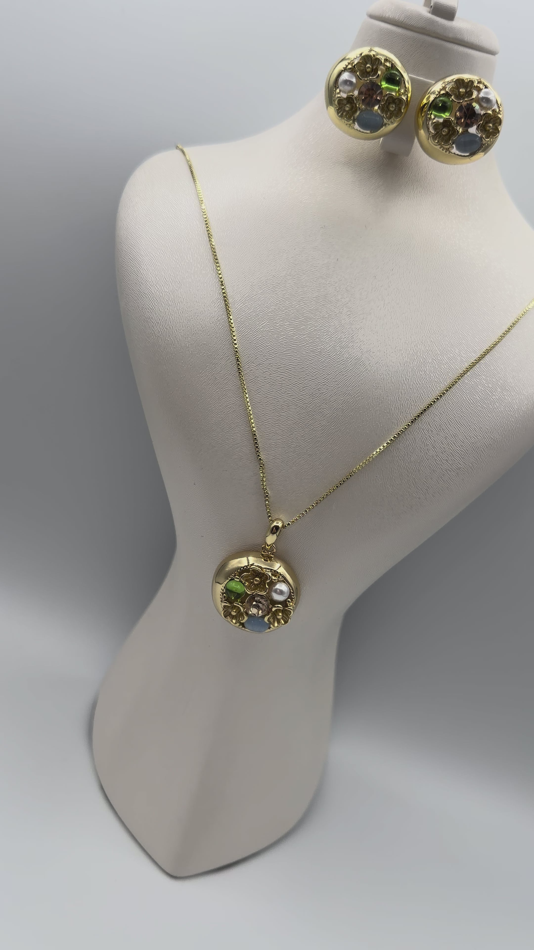 Collier et Boucles D'Oreilles Italien en Acier | Ref: 00152