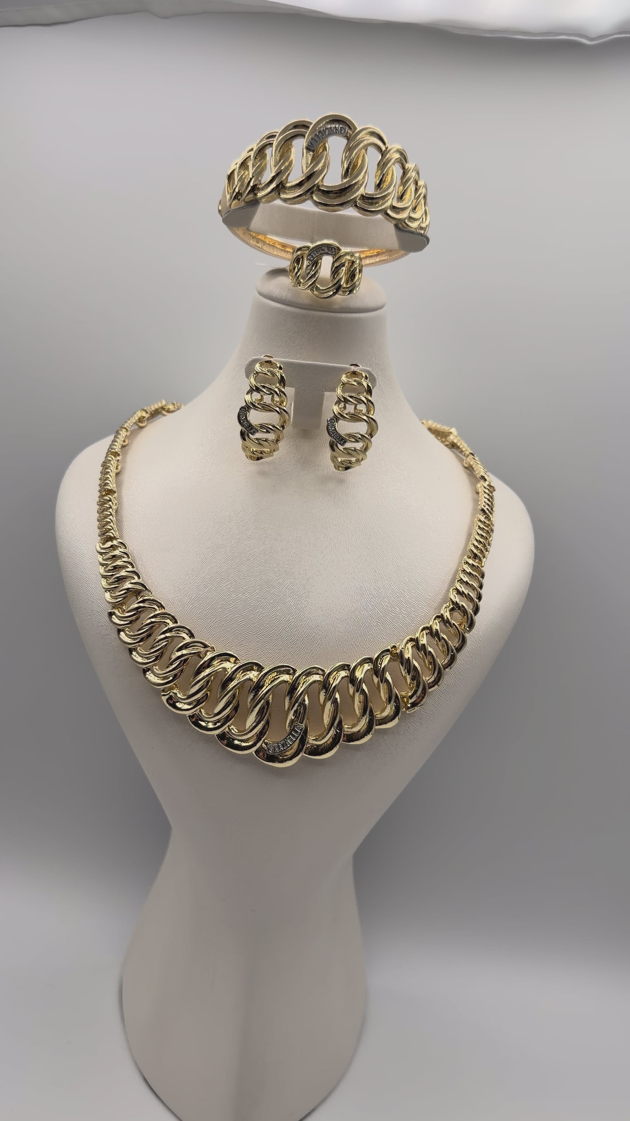 Parure Americain en Plaqué Or | Ref: 00815