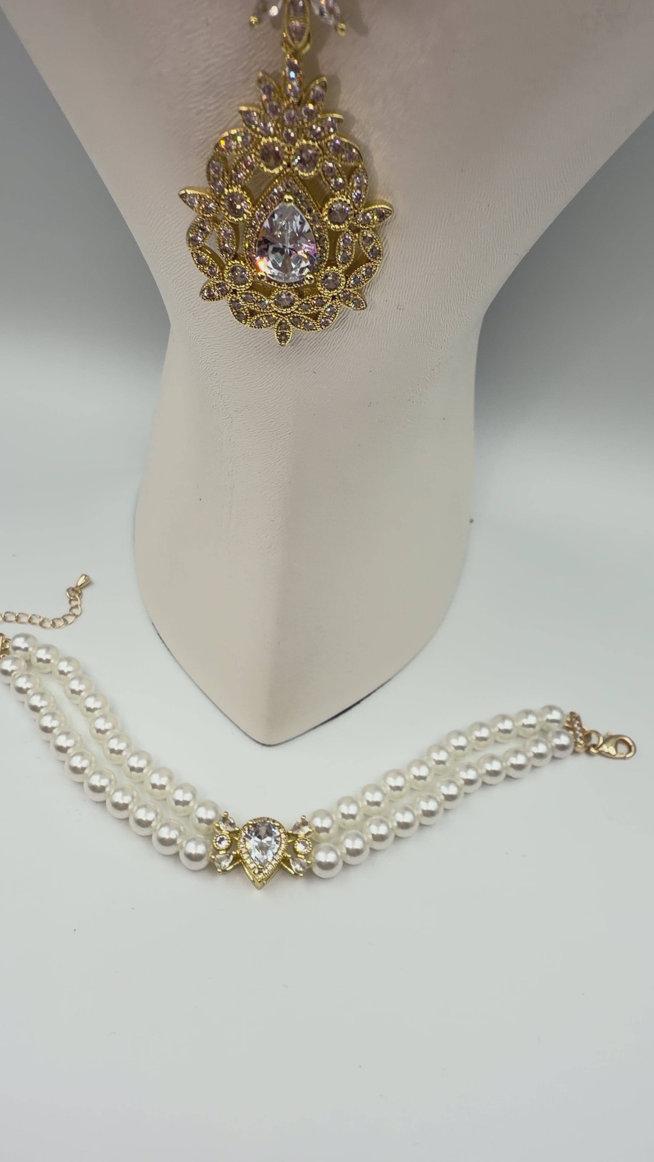 Parure  Perles en Plaqué Or - Modele Royal Elegance | Ref: 00811