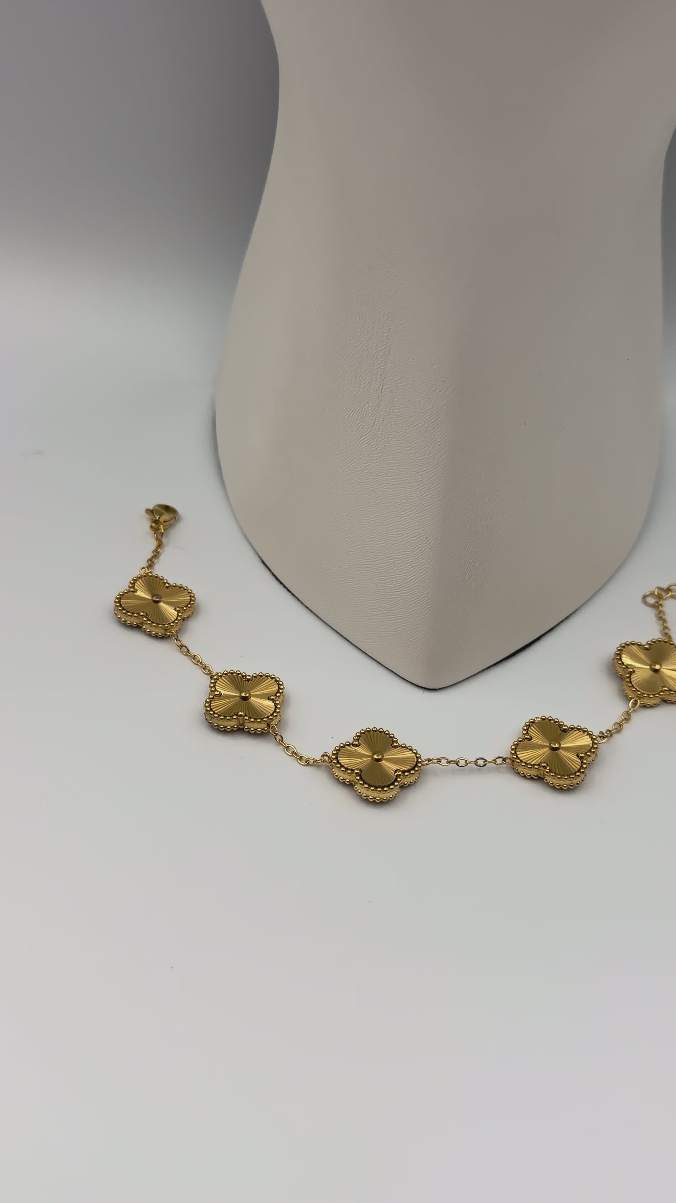 Collier et Bracelet Van Cleef en Acier | Ref: 00128